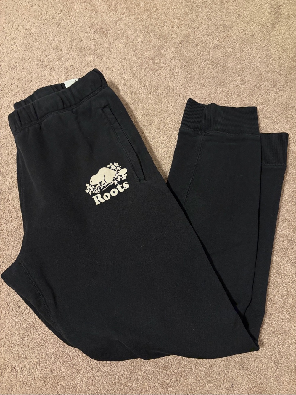 🍁 ROOTS - Medium Black Sweat Pants